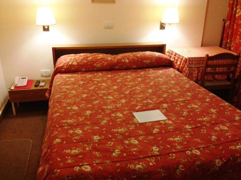Embassy Hotel Beirute Quarto foto