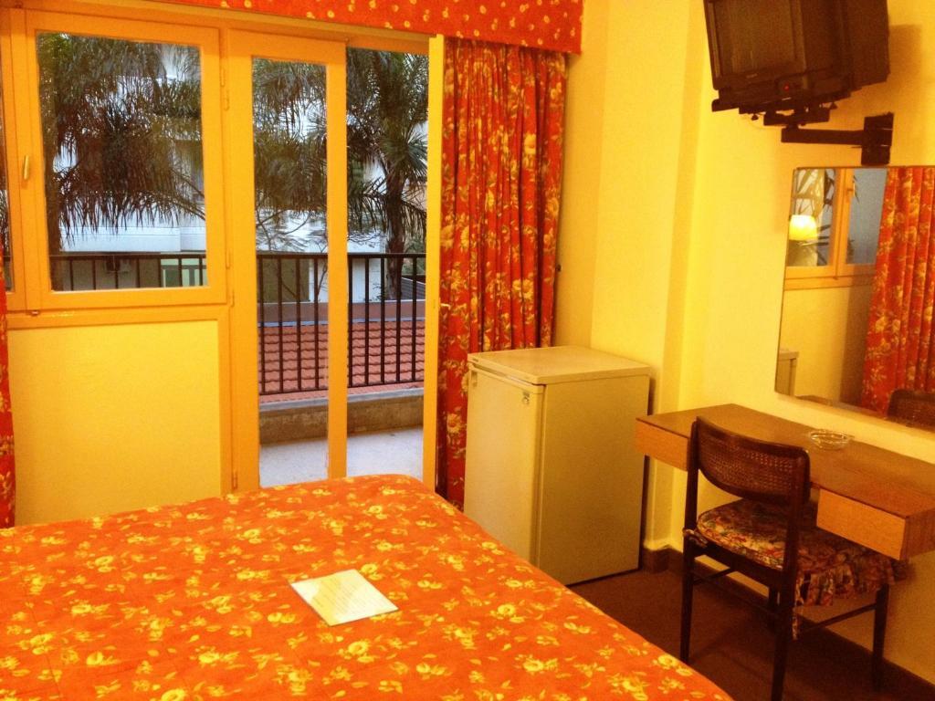 Embassy Hotel Beirute Quarto foto